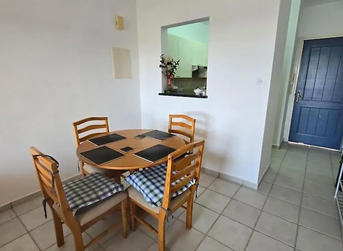 Hills Sea View Apartment, Village, Paphos Διαμέρισμα *